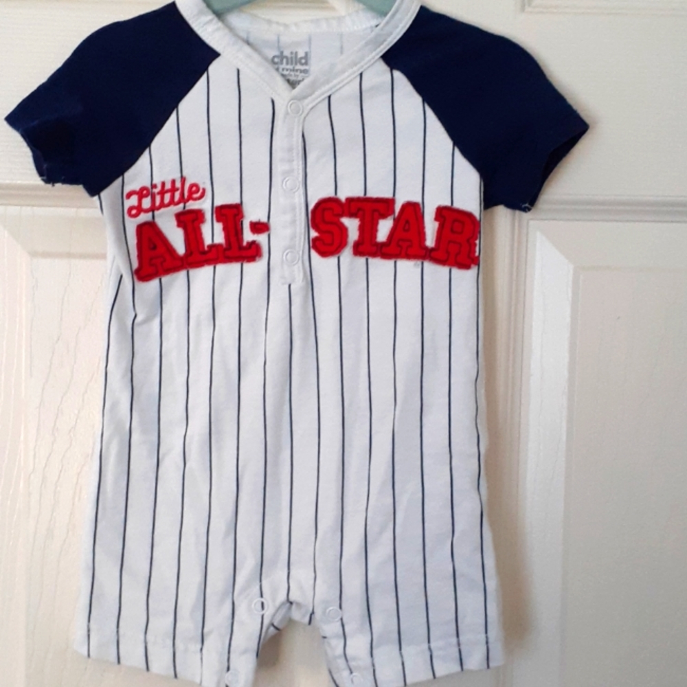 Carter's 3-6 month baby romper. Short sleeves shorts one piece. Baseball.